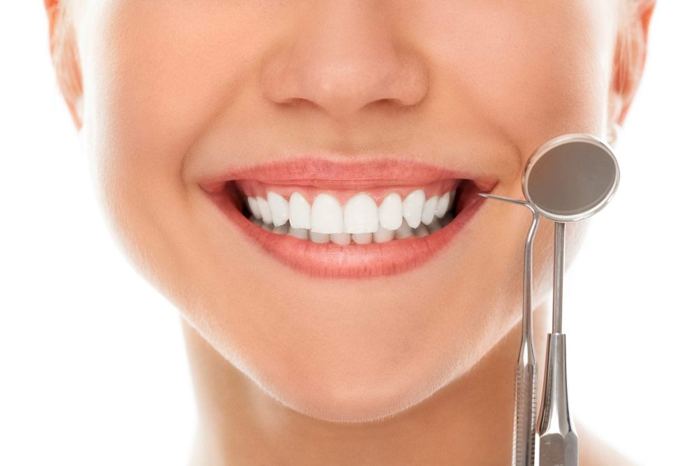 Natural-Ways-to-Treat-Tooth-Decay