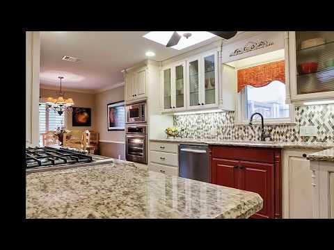 Ideas for Kitchen Backsplash Complementing Granite Countertops