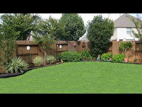 Ideas for Landscaping Along a Fence